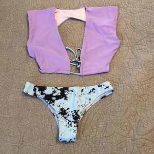Unique 2 piece swimsuit, size M NWOT